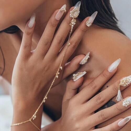 1 pcs nail art Conjoined long Bracelet chain Zircon Pearl Metal Nail art jewelry nails decorations Bride nail beauty ornament