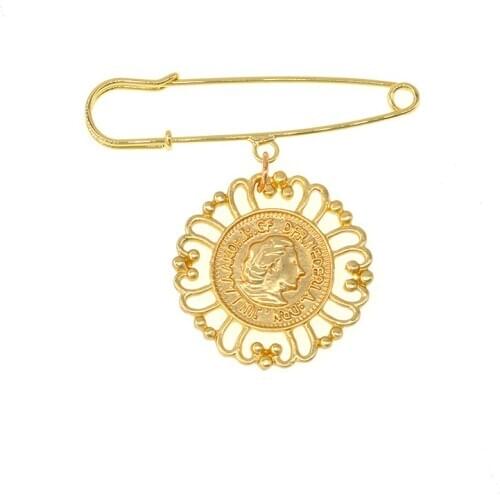 New Design Simple Creative Brooches Pins Brooch Cardigan Fixed Braces Dress Clothes Pin for Women Jewelry Accessories Gift