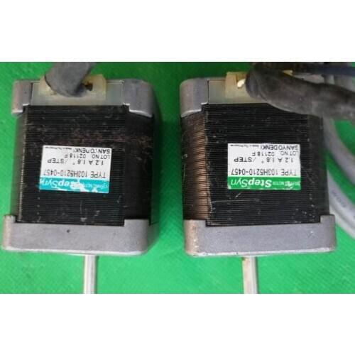 103H5210-0457 1.2A stepper motor , used one , 90% appearance new , test goods , free shipping
