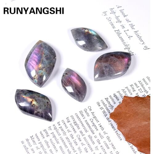 1pc 3-5cm Natural crystal Elongated stone Leaf shape Purple moonlight stone Random Gemstone For DIY accessories
