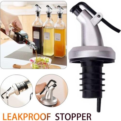 1pcs Olive Oil Sprayer Drip Wine Pourers Liquor Dispenser Leak-proof Nozzle Lock Sauce Boat Bottle Stopper Kitchen Bar BBQ Tools