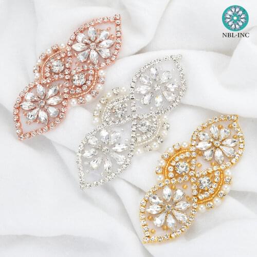 30 pieces) Wholesale rhinestone crystal applique patch iron on for dresses hair accessory WDD0420-S
