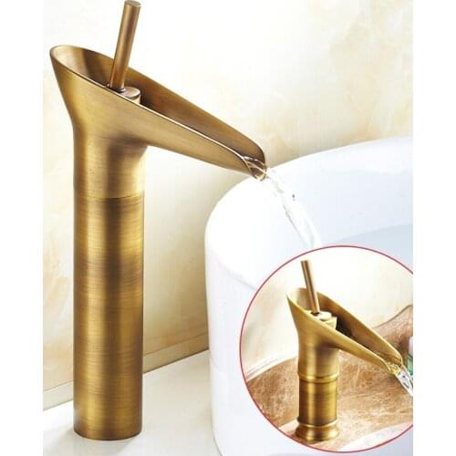Classic Basin Faucet Antique Style Waterfall Bathroom Faucet Hot And Cold Faucet Bronze Single Hole Goblet Type Water Tap