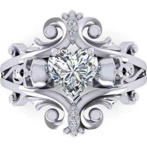 Personalized Punk Skull Ring Heart-Shaped Zircon Ring