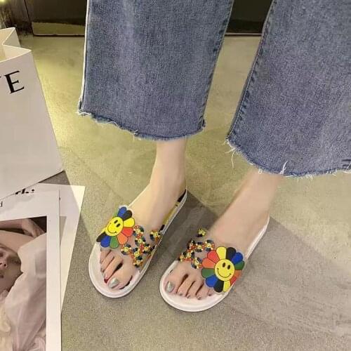 Fashionable Flower Outdoor Beach Slippers Female Massage Breathable Lightweight Non-Slip Wear-Resistant Flip Flops Women TX403