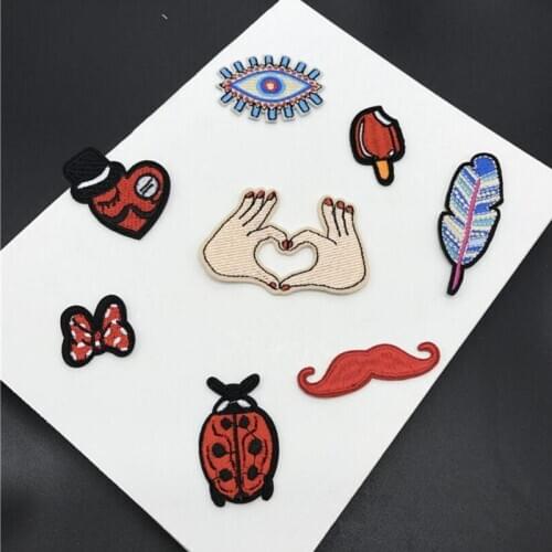 Mix Cartoon Embroidery Iron On Patches Clothes Appliques Sew On Motif Badge DIY Clothing Bag