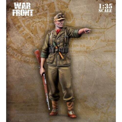 1/35 Scale Unpainted Resin Figure Sergeant collection figure