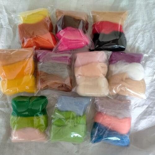 1 Set wool for felting 3g/colour total 30 colours can made cute animals DIY materials