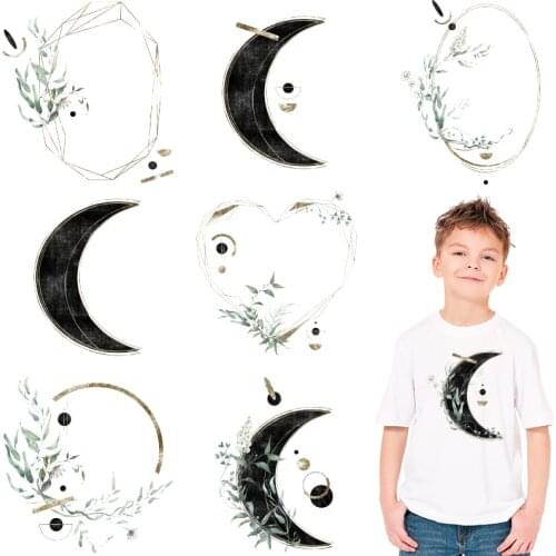 Moon and flowers Heat Transfer PVC Patch manualidades diy craft Patches for clothing Iron on patches Chest badges