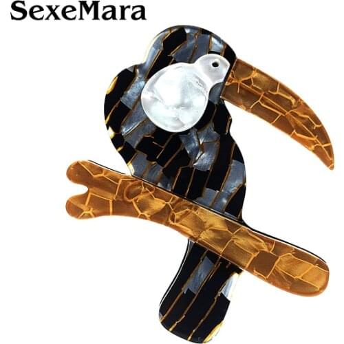 SexeMara New Design Acrylic Woodpecker Brooch Pin For Girls Women Acetic Acid Black Bird Brooch Badge Party Decoration Gifts