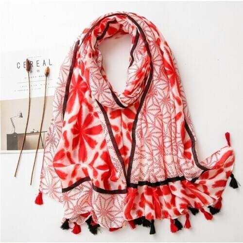 Ladies Spain Fashion Aztec Floral Tassel Viscose Shawl Scarf Women High Quality Wrap Pashmina Stole Bufandas Muslim Hijab Snood