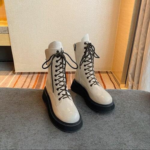 Handmade Ankle Motorcycle Boots Women Flat Heel Fashion Shoes Round Toe Premium Genuine Leather Wild Female Shoes