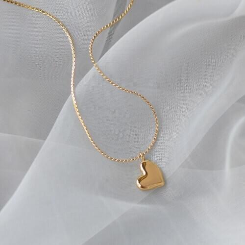 MODAGIRL New Arrivals High Polish Stainless Steel Necklace Heart Pendant Gold Chain Necklace Free Shipping Items for Women