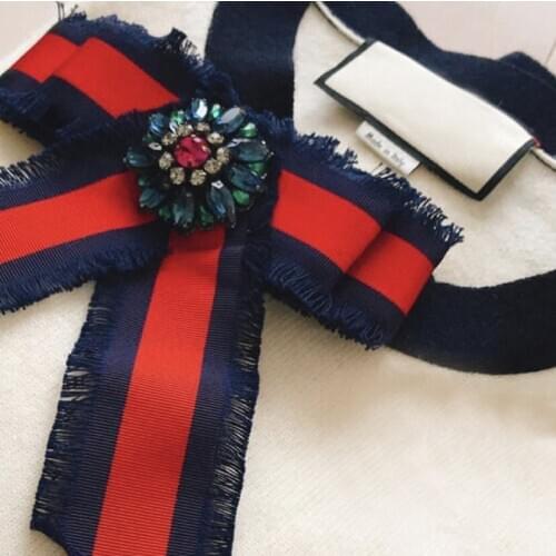 Fashion Bows Bowties Fabric Brooches for Women Vintage Brooches Stripe Cloth Shirt Corsage Neck Tie School Party Christmas Gifts