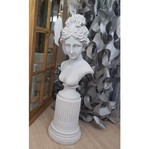 Helen post decor polyester