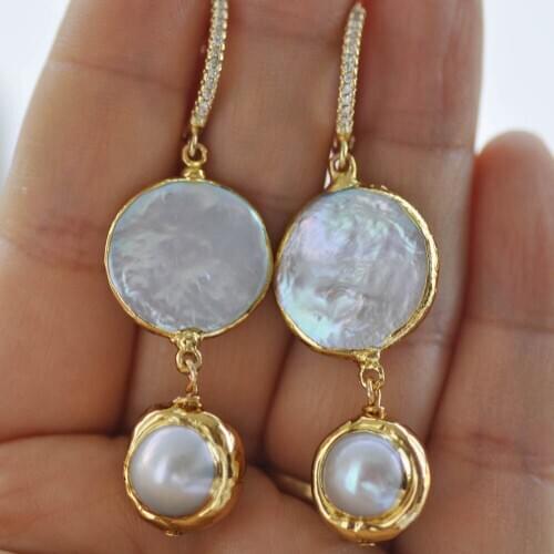 Z10372 20mm Coin Round White Freshwater Pearl Gold-Plating CZ Dangle Earring