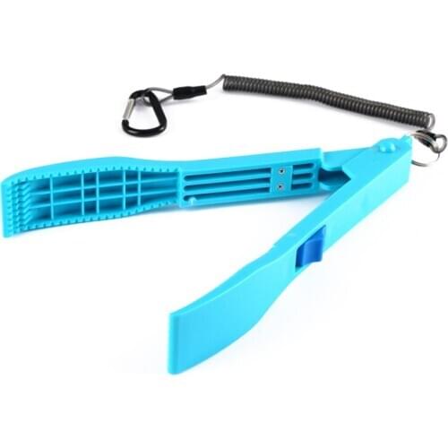 Fishing Pliers Gripper Hand Controller Plastic Fish Body Grip Clamp Gripper Grabber Tackle Tool Fishing Clip Fishing Gear