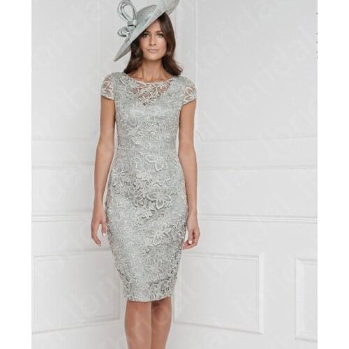 Gorgeous Silver Short Mother of the Bride Dresses Lace Short Sleeves Wedding Party Dresses Jewel Neck Mother Dress Knee Length