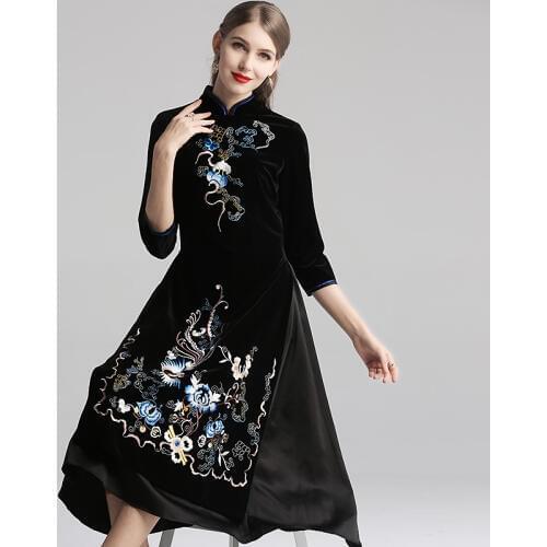 Women Autumn Long Velvet Dress Cheongsam Autumn Chinese Style Flower Embroidered Stand Collar Casual Vintage Midi Dress