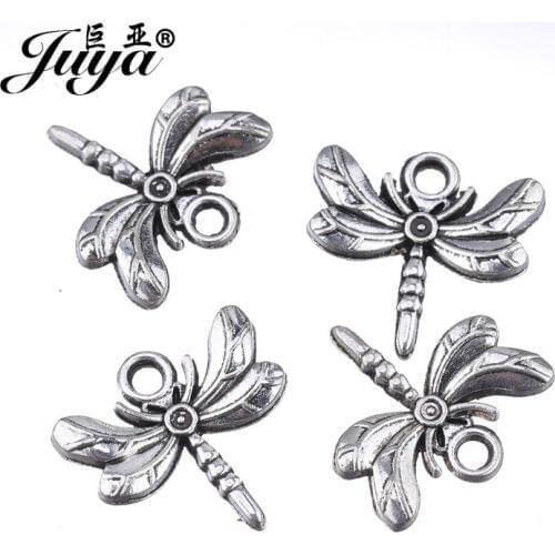 10pcs/lot 16*17mm Beautiful Butterfly DIY Jewelry Supplies Simple Charms for Necklace Pendant Making Handmade Findings AO0820