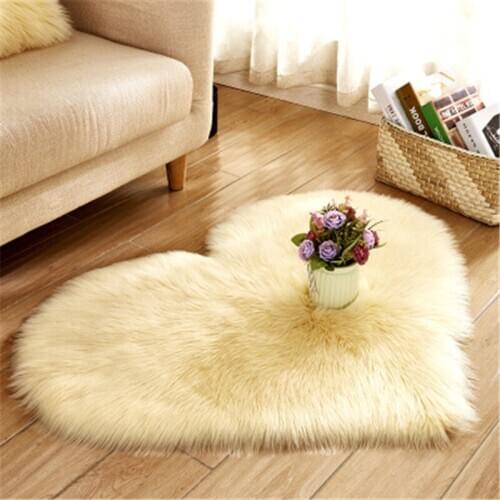 Solid Heart Plush Anti-Slip Carpet Mat for Home Office Bedroom Fluffy Floor Carpets Lovely Winter Warm Feet Mats