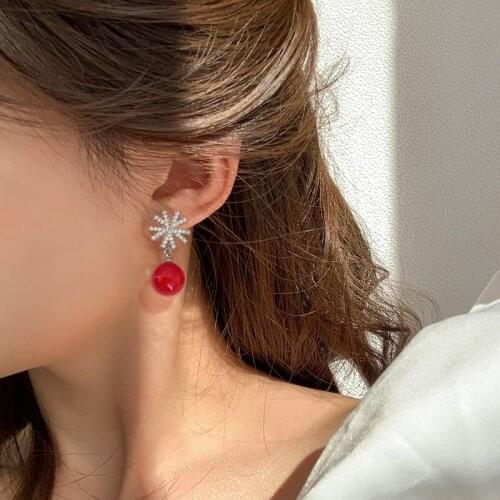 TIMEONLY Japan Style Red Simulation Pearl Snowflake Dangle Earring 2021 New Elegant Charm Earrings for Women Girls Jewellery
