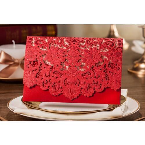 100pcs Horizontal Laser Cut Wedding Invitation with Red Hollow Embossed Flora Favors Customizable Birthday Greeting Cards CW057