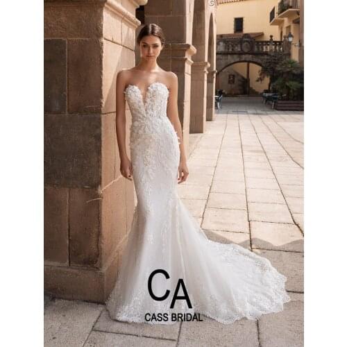 Ivory mermaid wedding dresses with bling lace appliques beadings pearls sexy strapless deep v neck casual bridal gowns beach