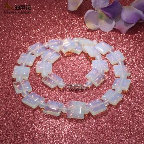 Fashion High Quality Natural Stone 15 Styles Sri Lanka Moon Opal Necklace Chain Woman Girl Christmas Wedding Gift Making Design