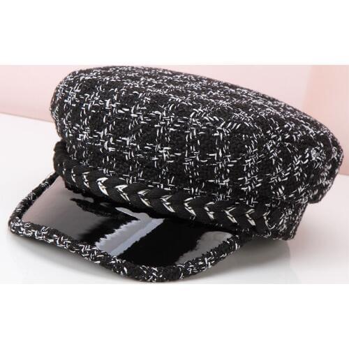 H272 Black White Plaid Military Hat Women European American Fashion Navy Cap Autumn Winter British Retro Flat Top All-match Caps