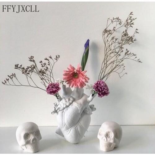 Nordic Anatomical Heart Shape Flower Vase Resin Vases Pot Art White Sculpture Desktop Plant Pot for Home Decor Ornament