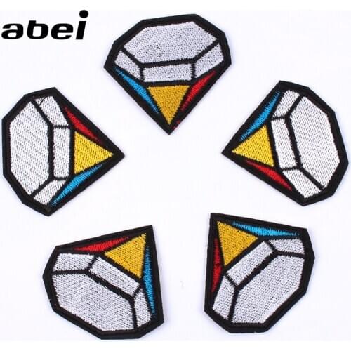 5pcs Quality Embroidered Diamond Patches DIY Garment Accessories Handmade Patchwork Appliqued Iron On Fabric Stickers Badge