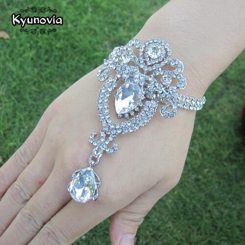 Kyunovia Elegant Prom Wrist flower Pearl Bracelet Crystal Wedding Wrist Corsage Brooch boutonnieres Groomsmen Buttonhole D86