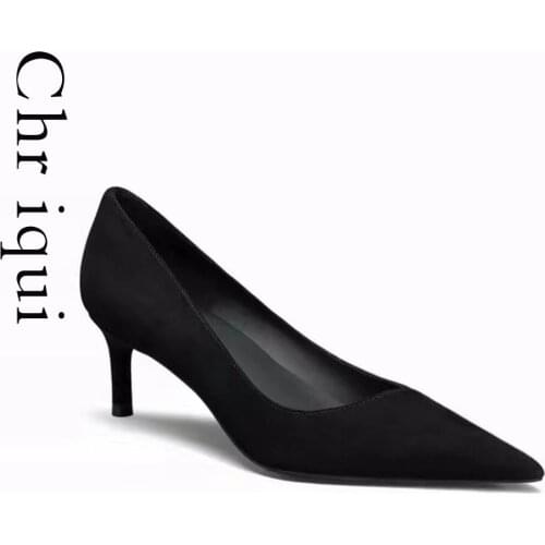 Chr iqui Suede Pumps