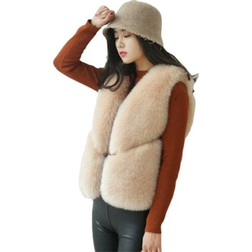 Autumn Winter Women Fashion Fake Fox Fur Short Winter Luxury Elegant Short Fur Vest Slim Waistcoat Warm Fur Coat Sleeveless Fur