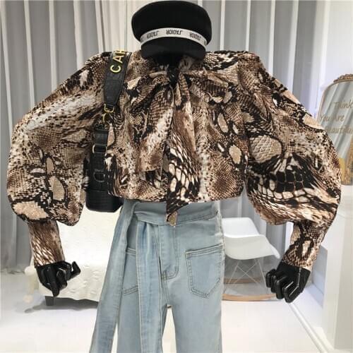 Fashion Blouse Woman Snakeskin Print Bow Loose-Fit Shirt Womens Fashion Retro Elegant Lantern Sleeve Tops Blouse Blusas Femme