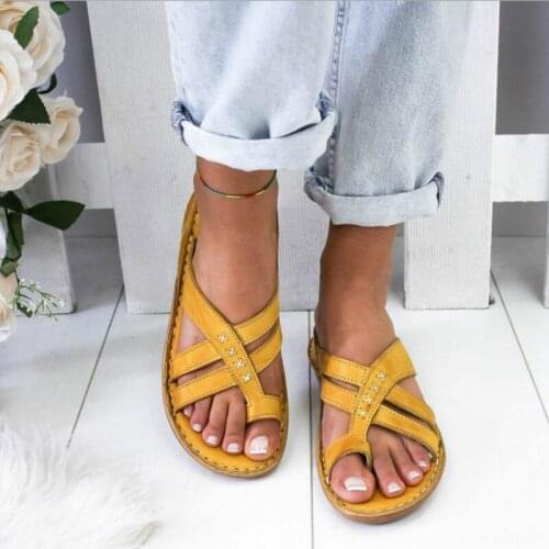 2021 Summer Hot Style Womens Sandals Flip Flop Casual Wedge Toe Sandals Solid Color Large Size Womens Shoes