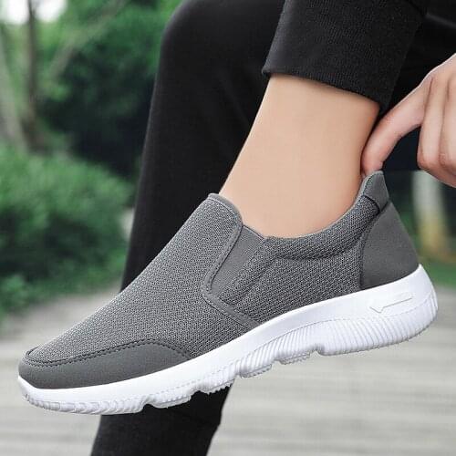 Women Flat Shoes Knit Woman Casual Slip On Vulcanized Shoes Female Mesh Soft Breathable Womens Footwear For Ladies Sneaker