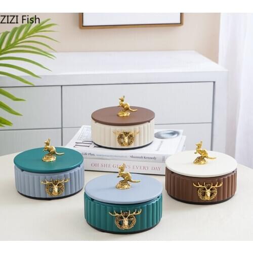Retro European Art Resin Elk Kangaroo Ashtray Luxury Home Desktop Decoration Creative Office Ashtray with Lid Gift for Boyfriend