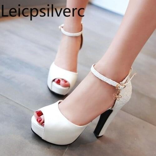 Womens Sandals summer new style Fashion Fish mouth Open toe Buckle Thick heel High heel Womens shoes plus size 34-43