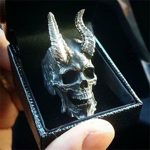 Gothic Large Devil Satan Skull Shape Ring for Mens Womens Punk Hip Hop Finger Accessories Rock Club Finger Jewelry Gift