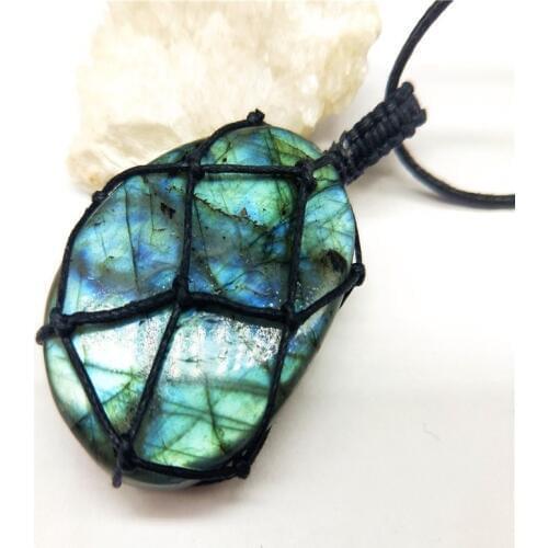 Dragons Heart Labradorite Necklace Natural Feldspar Moonstone Pendant Wrap Braid Yoga Macrame Necklace Men Women Energy Necklace