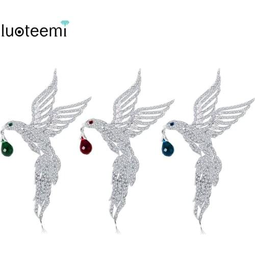 LUOTEEMI New Unique Design High Quality Micro Paved Tiny Clear CZ Eagle Shape Animal Brooches Women Wedding Apparel Pins Jewelry