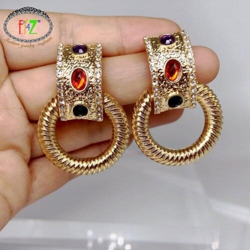 F.J4Z Trend Geometric Earrings for Women Designer Textured Circle Imitation Stone Statement Earring Lady Party Jewelry