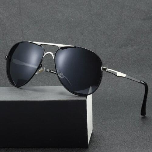 DJXFZLO Classic Pilot Polarized Sunglasses Men Fashion Metal Sun Glasses Women Black Driving Eyeglasses Goggle UV400