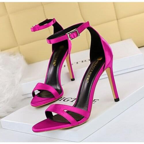 2021 Women 10.5cm High Heels Platform Green Red Sandals Stiletto Fetish Strap Stripper Black Shoes Lady Gladiator Summer Sandles