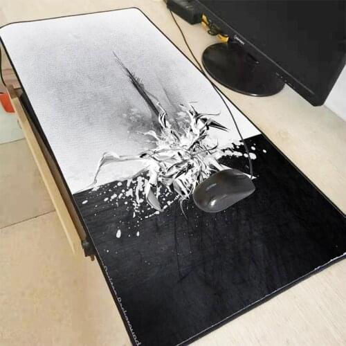 Mairuige Personality Black and White Large Gaming Mouse Pad PC Computer Gamer Mousepad Desk Mat Locking Edge for CS GO LOL Dota