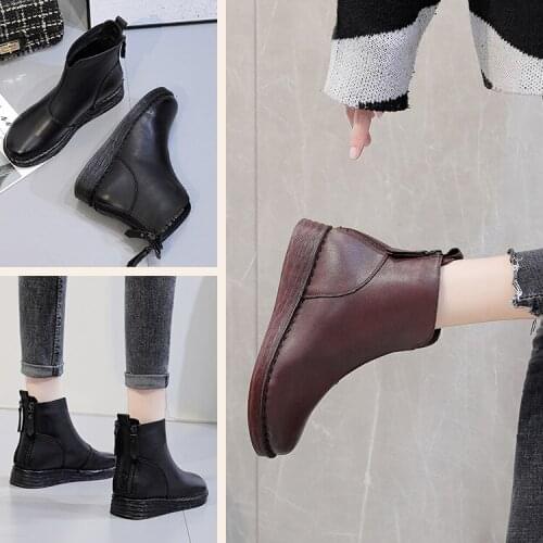 Autumn and Winter Ethnic Style Leather Short Boots Womens Comfortable First Layer Cowhide Womens Shoes Round Toe Fashion Boots