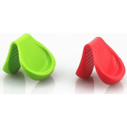 1Pcs New Arrived Kitchen Silicone Cool Surface Protectors Heat Insulation Against Hot Plate Clip lamp Magnet Bowl Oven Tools