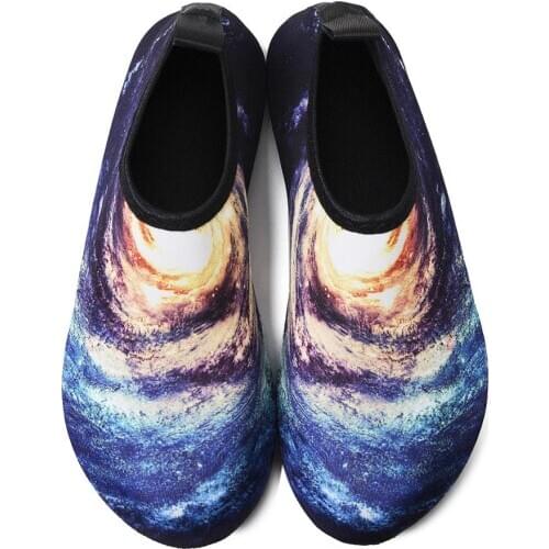 Barefoot Shoes Men Women Summer Water Shoes Galaxy Print Woman Beach Aqua Shoes Upstream Diving Swimming Socks Tenis Masculino